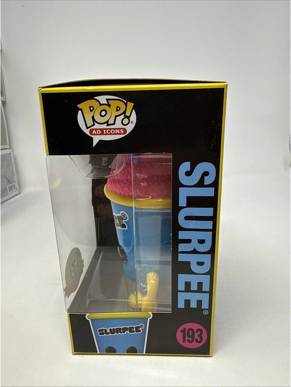 Funko Pop! Vinyl: 7-11 Slurpee - Slurpee (Blue Cup) (Black Light) - 7-Eleven